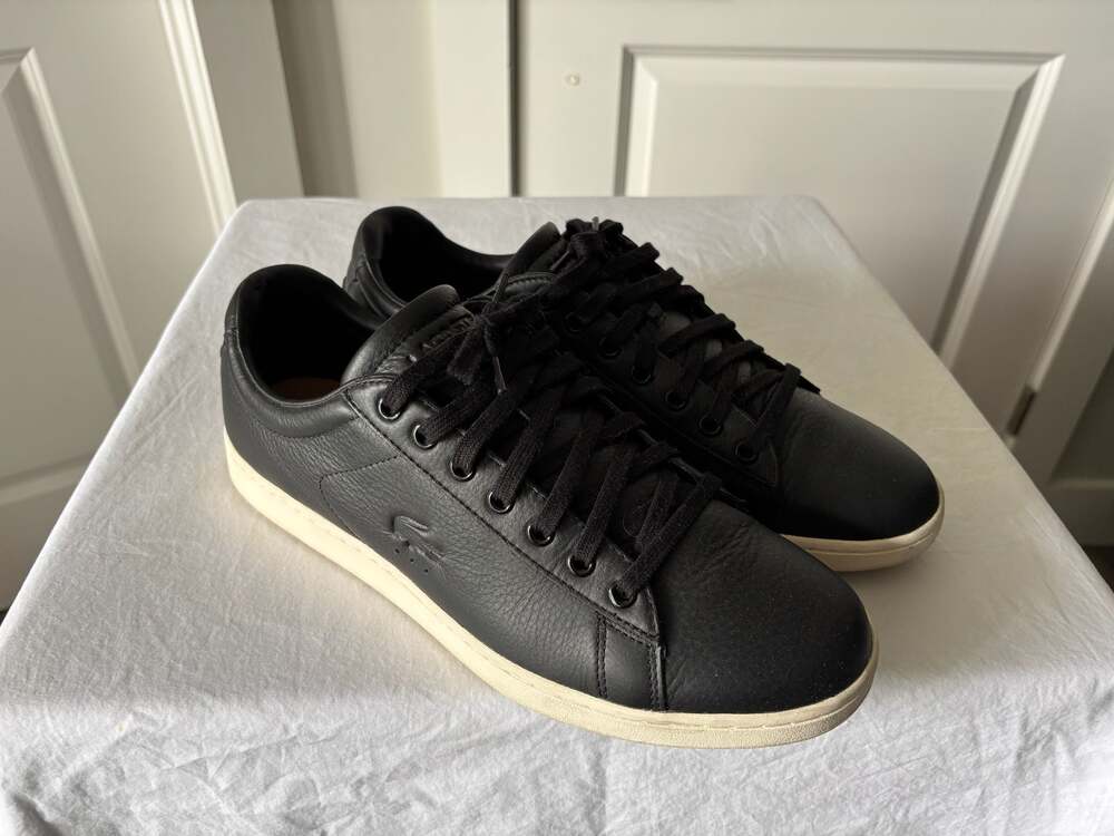 Lacoste Men's Carnaby Leather Fashion Sneakers Black